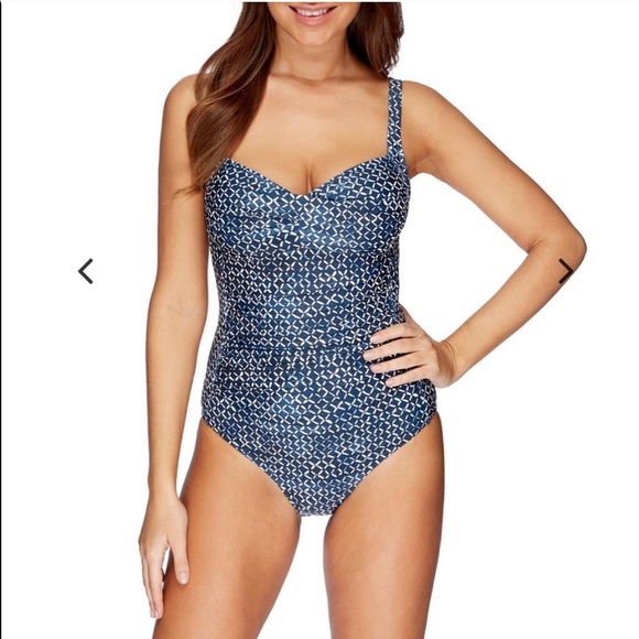 Niptuck swim slimming one piece in navy and cream. Size 6 - Picture 6 of 7